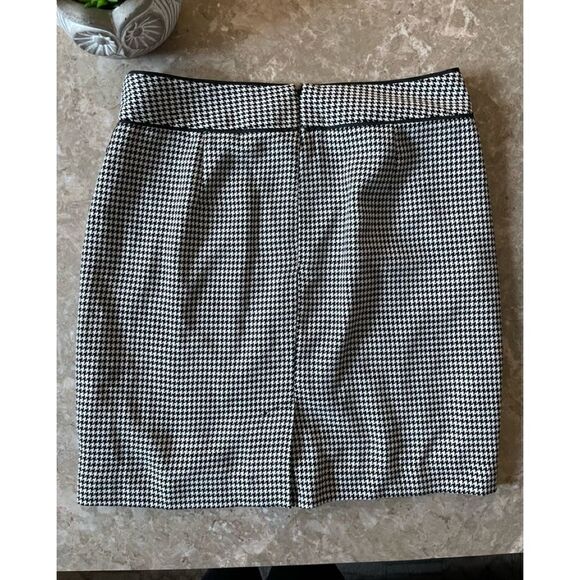 banana Republic houndstooth black and white pencil skirt size 6P - Picture 2 of 8
